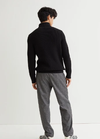 Черные брюки H&M