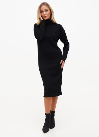 Черное кэжуал трикотажное платье платье-водолазка KASTA design однотонное