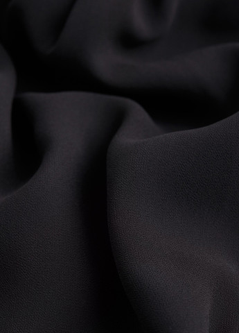 Чорна кежуал сукня H&M однотонна