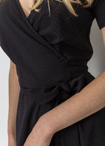 Черное кэжуал платье на запах Ager однотонное