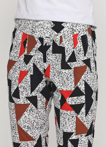 Черно-белые кэжуал летние зауженные брюки Pieces
