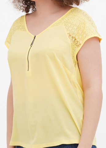 Жёлтая блуза Minus