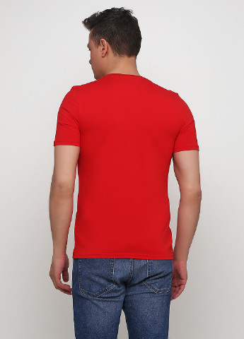 Червона футболка Madoc Jeans