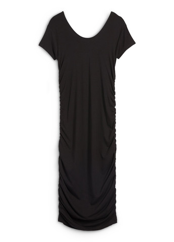 Черное кэжуал платье силуэтная, с открытой спиной C&A однотонное