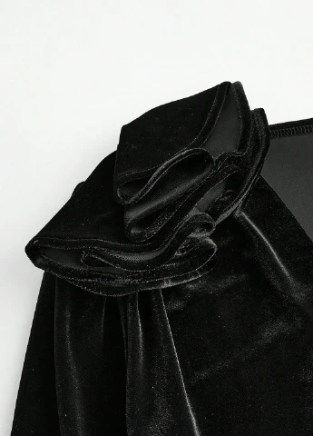 Чёрная блуза SHEIN