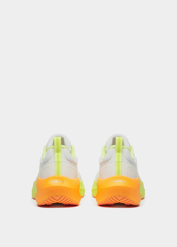 Кросівки Saucony SURGE 3 білі всесезони (331392359)