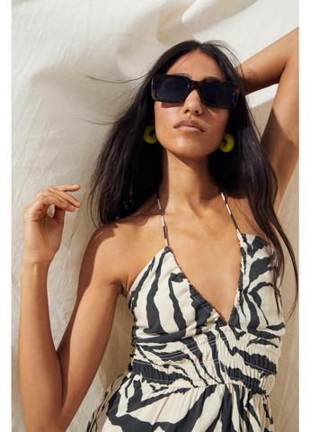 Комбинезон H&M комбинезон-шорты анималистичный комбинированный кэжуал вискоза