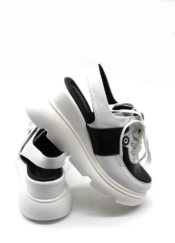 Черно-белые демисезонные кроссовки Rifellini