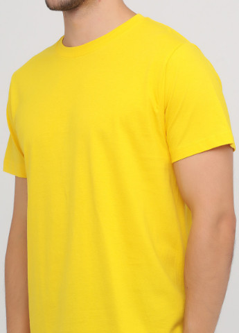 Желтая футболка мужская безшовная с круглым воротником Stedman