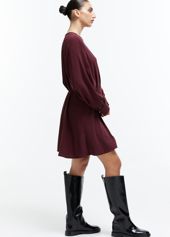 Вишнева кежуал сукня кльош H&M однотонна