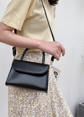 Женская классическая маленькая мини сумочка кросс-боди на ремешке через плечо черная NoName (251204204)
