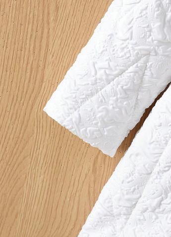 Біла демісезонна куртка SHEIN