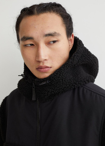 Чорна демісезонна куртка H&M