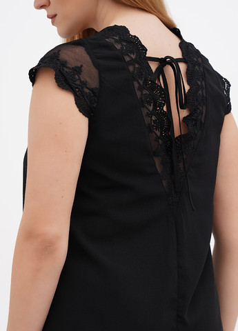 Чорна кежуал сукня SHEIN однотонна