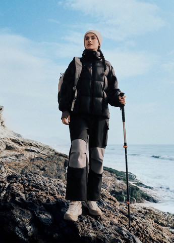 Черная демисезонная куртка SHEIN