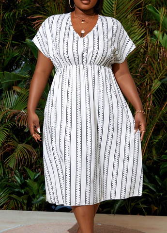 Білий кежуал, пляжна сукня кльош SHEIN в смужку