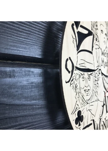 Дитячий настінний годинник з дерева «Аліса в країні чудес» 7Arts (253567384)