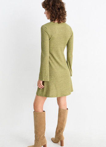 Оливкова кежуал сукня C&A меланжева