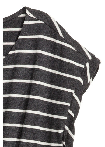 Черно-белое кэжуал платье платье-футболка H&M в полоску