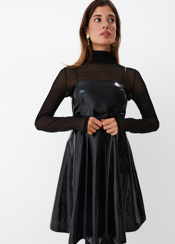 Черное кэжуал платье клеш Mohito однотонное