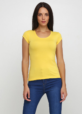Желтая летняя футболка Setay