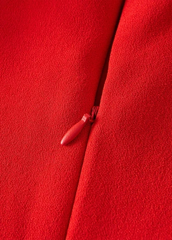 Красное коктейльное платье футляр SHEIN однотонное