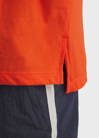 Помаранчева футболка Under Armour