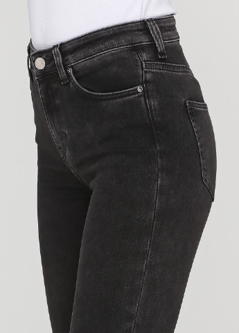 Черные демисезонные зауженные джинсы Weekday