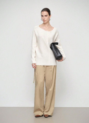 Кремовый демисезонный свитер SHEIN