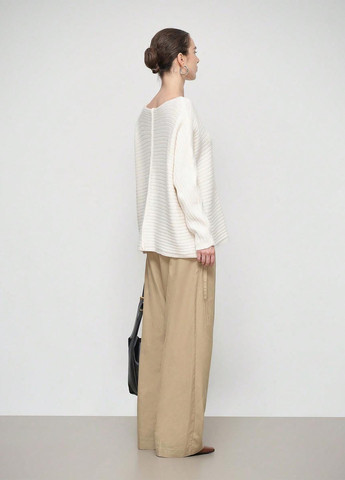 Кремовый демисезонный свитер SHEIN