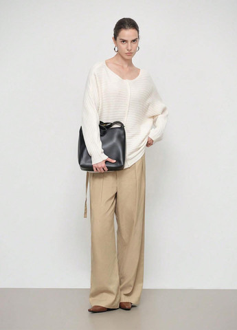 Кремовый демисезонный свитер SHEIN