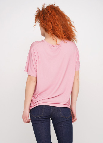 Розовая летняя футболка Mary Katrantzou