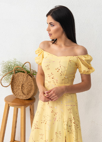 Желтое кэжуал платье с открытыми плечами Larionoff с цветочным принтом