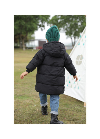 Чорна зимня куртка на синтепоні дитяча подовжена з блискавкою та капюшоном чорна style Berni kids 59361