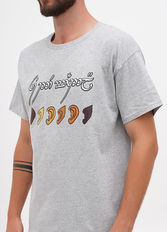 Светло-серая футболка Hanes