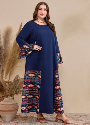 Темно-синя кежуал сукня а-силует SHEIN з орнаментом