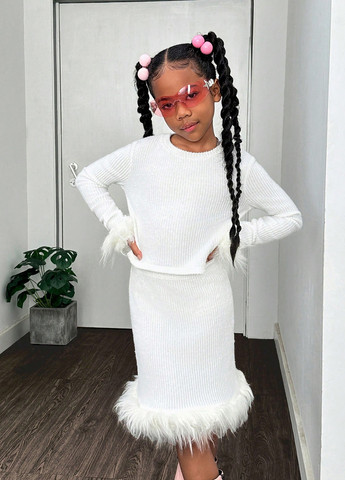 Белый демисезонный костюм (лонгслив, юбка) юбочный SHEIN