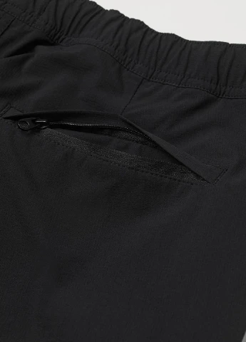 Черные демисезонные брюки H&M