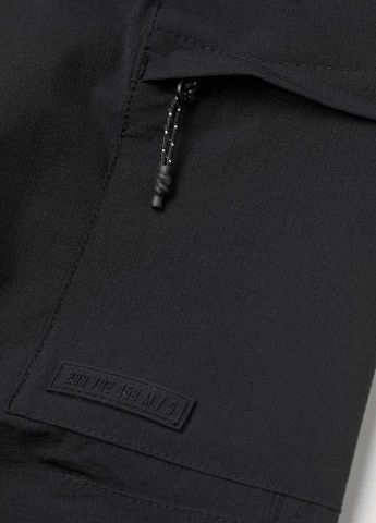 Черные демисезонные брюки H&M
