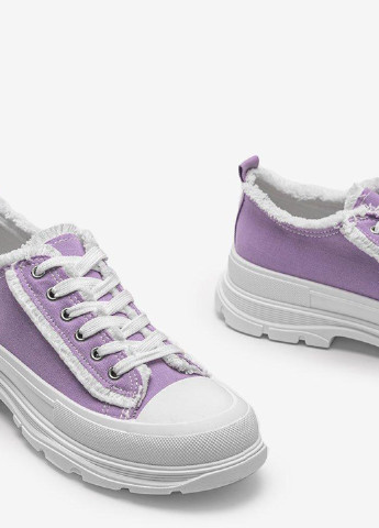 Світло-фіолетові осінні кросівки Bona
