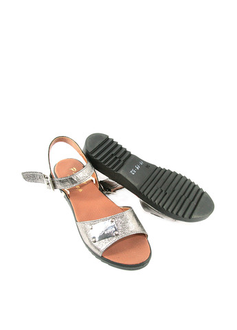 Серебряные босоножки No Brand с ремешком