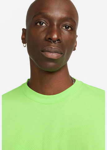 Салатовая футболка dz2886-313 Nike Sportswear M90 Air