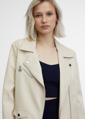 Светло-бежевая демисезонная куртка косуха Orsay