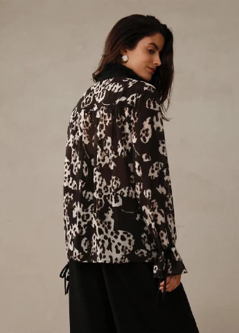 Кофейная блуза SHEIN