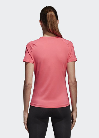 Бледно-розовая летняя футболка с коротким рукавом adidas