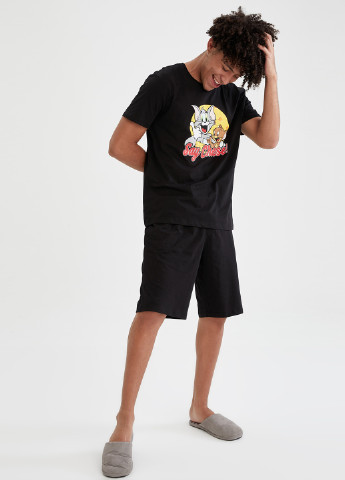 Чорний демісезонний комплект(футболка, шорти) tom & jerry DeFacto Комплект(футболка, шорты)