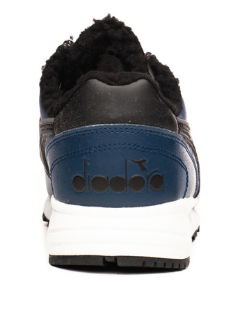 Темно-синие всесезонные кроссовки Diadora N902 WINTER PACK