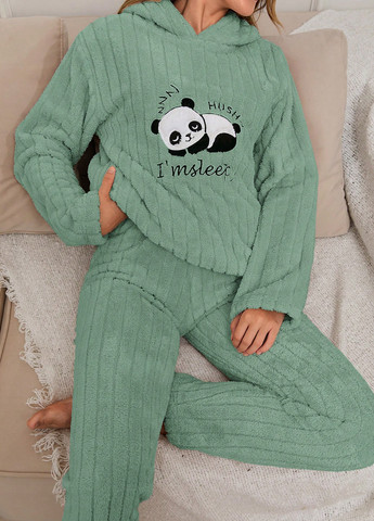 Зелена всесезон піжама (лонгслів, штани) лонгслів + брюки SHEIN