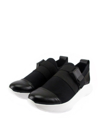 Черные осенние женские кроссовки Twenty Two