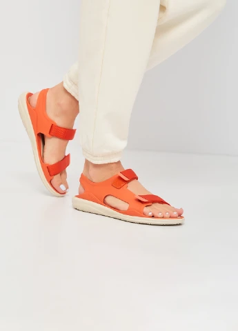 Сандалії Swiftwater Exped. 206527-82Y Orange Crocs (317420555)